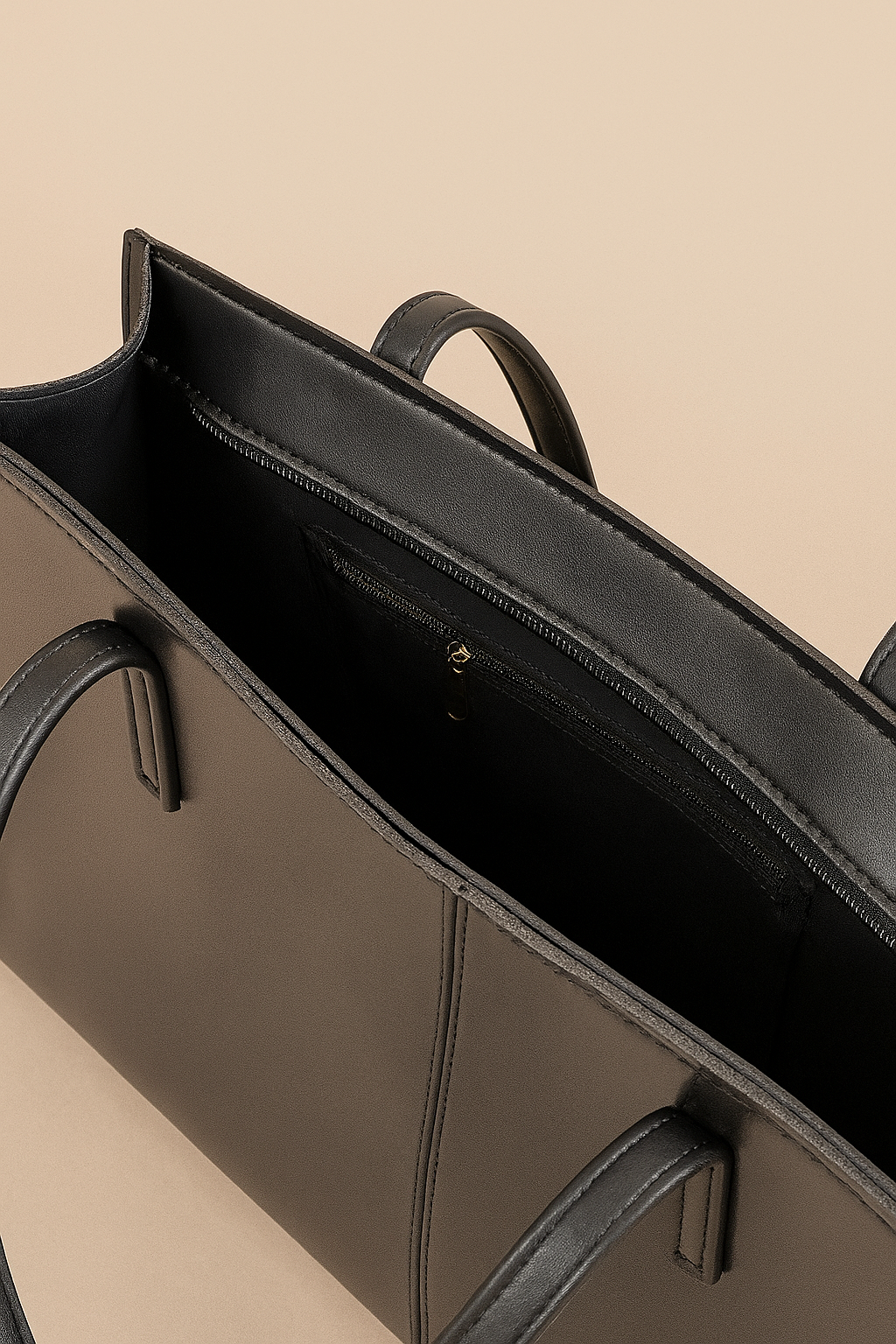 Signature Tote Black